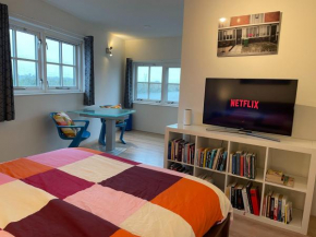 Zelfstandig appartement 10 minuten tot Amsterdam Free parking